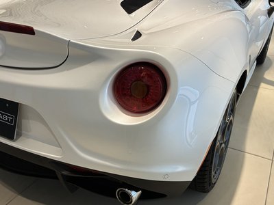 صورة 49 لـ 2019 ALFA Romeo 4C SPIDER