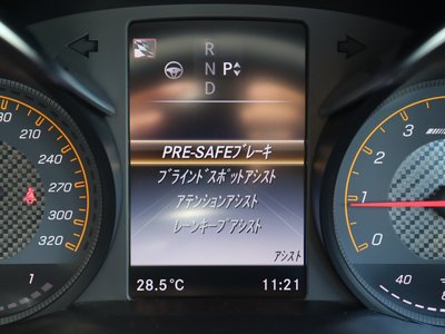 صورة 14 لـ 2016 Mercedes-BENZ C-CLASS AMG