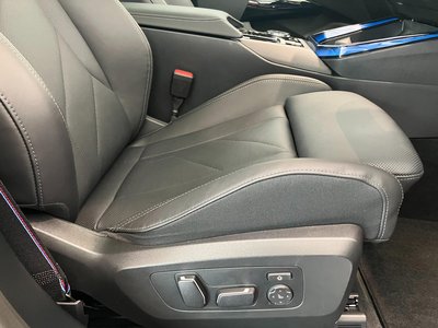صورة مصغرة 24 لـ 2025 BMW X3
