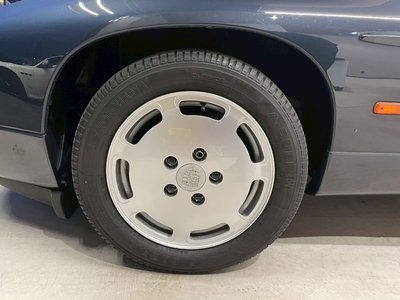 صورة مصغرة 15 لـ 1988 Porsche 928