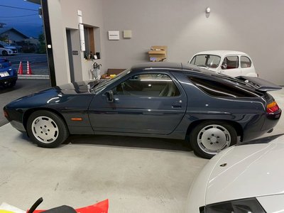 صورة 7 لـ 1988 Porsche 928