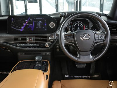 صورة مصغرة 75 لـ 2021 LEXUS LS
