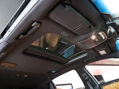 صورة مصغرة 28 لـ 2021 LEXUS LS