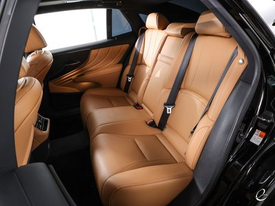 صورة مصغرة 73 لـ 2021 LEXUS LS
