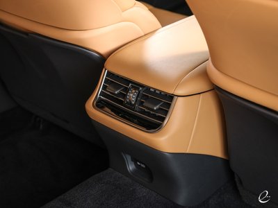 صورة مصغرة 74 لـ 2021 LEXUS LS
