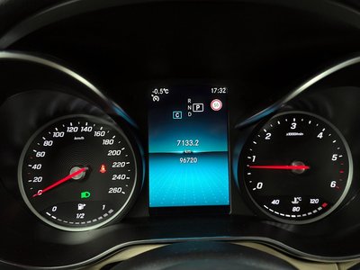 MERCEDES-BENZ C-CLASS - 8