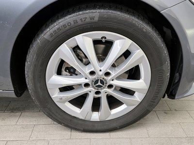 MERCEDES-BENZ C-CLASS - 6