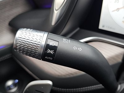 2024 Genesis G90 (RS4) thumbnail 31