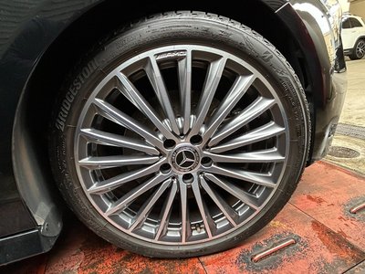 MERCEDES-BENZ CLA - 9