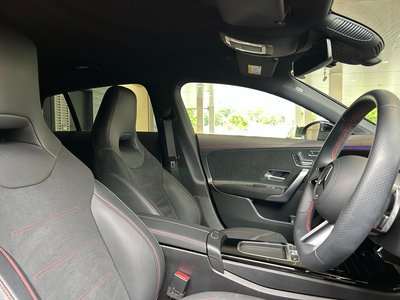 MERCEDES-BENZ CLA - 7