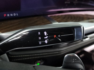 CADILLAC ESCALADE 5TH GENERATION - 9