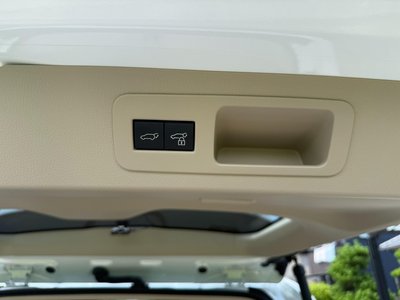 صورة مصغرة 16 لـ 2024 Toyota LAND CRUISER 300