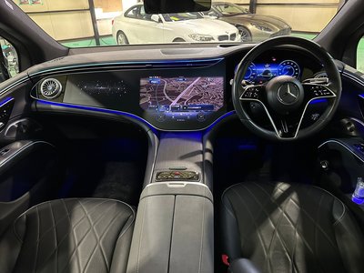 MERCEDES-BENZ EQS - 6