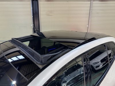 MERCEDES-BENZ EQS - 4