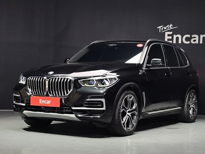 صورة 1 لـ 2023 BMW X5