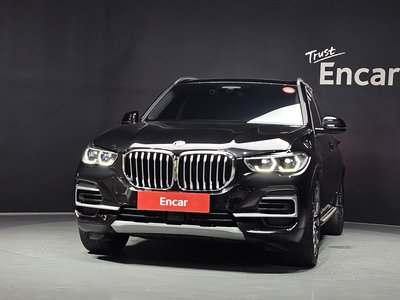 صورة 2 لـ 2023 BMW X5