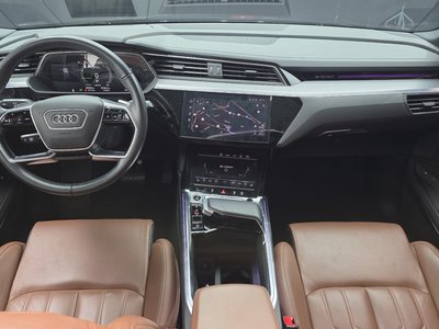 AUDI E-TRON - 5