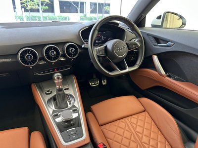 صورة مصغرة 48 لـ 2022 AUDI TT