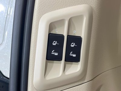 صورة مصغرة 50 لـ 2022 Toyota LAND CRUISER PRADO