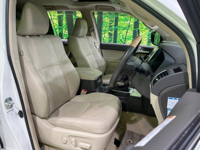 2022 Toyota LAND CRUISER PRADO — фото 8