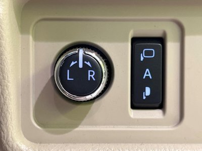 صورة مصغرة 34 لـ 2022 Toyota LAND CRUISER PRADO