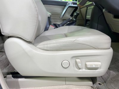 صورة مصغرة 57 لـ 2022 Toyota LAND CRUISER PRADO