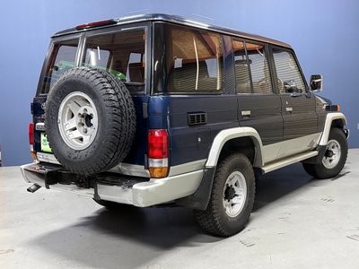 TOYOTA LAND CRUISER 70 - 3