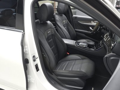 MERCEDES-BENZ E-CLASS - 10