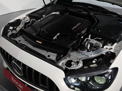 MERCEDES-BENZ E-CLASS - 7