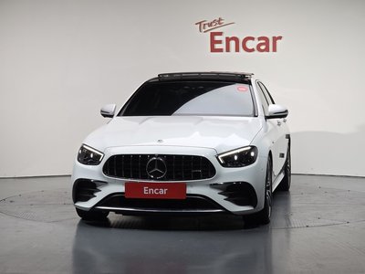 MERCEDES-BENZ E-CLASS - 2