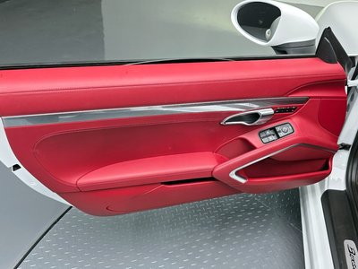 2024 Porsche 718 — миниатюра 15