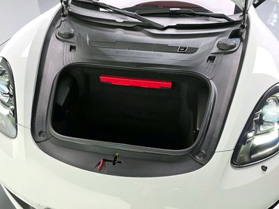 2024 Porsche 718 photo 7