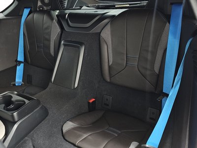 2016 BMW I8 — миниатюра 17