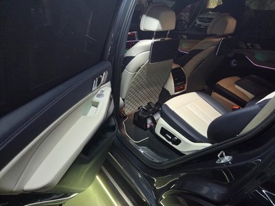 صورة 8 لـ 2021 BMW X7