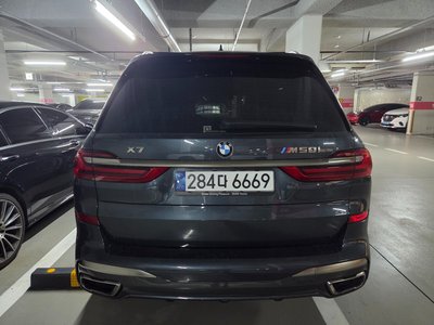 صورة 3 لـ 2021 BMW X7