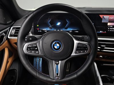 2023 BMW I4 thumbnail 19