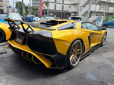 LAMBORGHINI AVENTADOR - 7