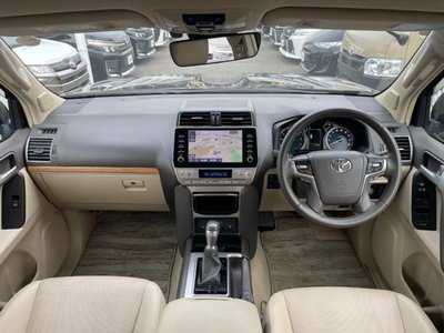 TOYOTA LAND CRUISER PRADO - 5