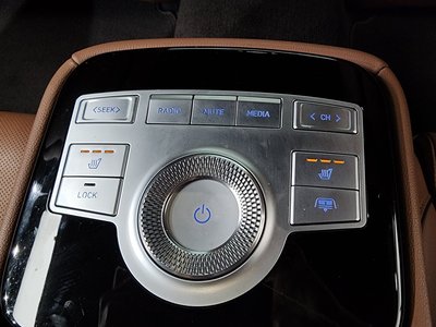 2021 Genesis G80 (RG3) thumbnail 36