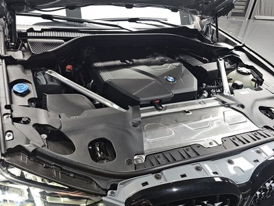 صورة 7 لـ 2025 BMW X4