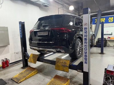 صورة 3 لـ 2023 Mercedes-BENZ GLE