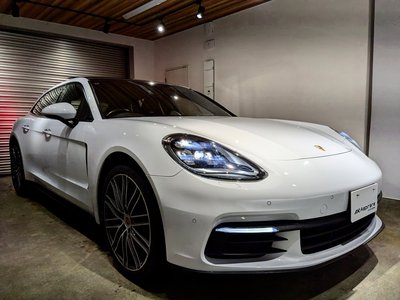 PORSCHE PANAMERA - 7