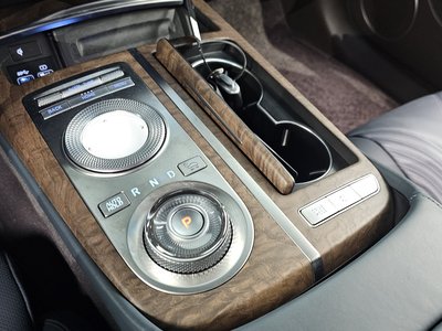 GENESIS G80 (RG3) - 9