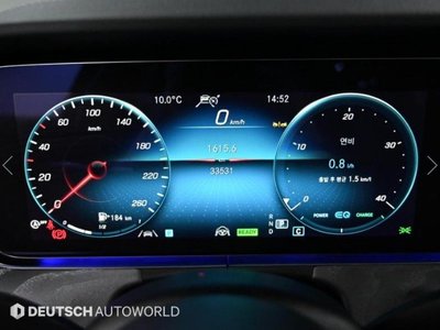 MERCEDES-BENZ E-CLASS - 8