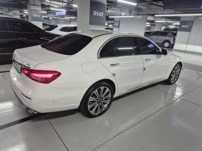 MERCEDES-BENZ E-CLASS - 3