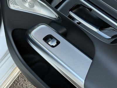 2025 Mercedes-BENZ E-CLASS — миниатюра 37