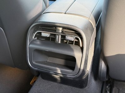2025 Mercedes-BENZ E-CLASS — миниатюра 38