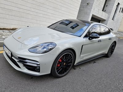 PORSCHE PANAMERA - 2