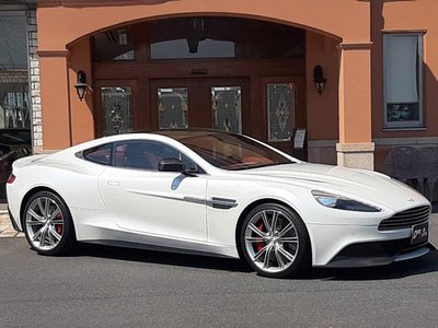 ASTON MARTIN VANQUISH - 2