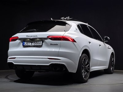 MASERATI GRECALE - 3